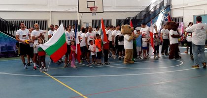 Отборът по волейбол на българската общност в Кувейт спечели турнир