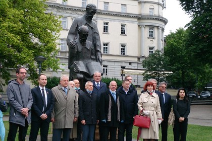 Посланиците на славянските държави в Белград на церемония, организирана от българското посолство в Белград