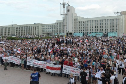 Външните министри на ЕС призоваха за деескалация на напрежението в Източното Средиземноморие