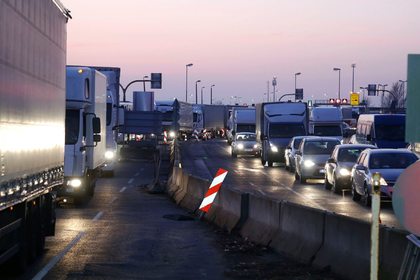 Нови ограничителни мерки, касаещи влизането и транзитното преминаване през Република Сърбия на лица, пристигащи от Република България, Румъния, Република Хърватия и Република Северна Македония