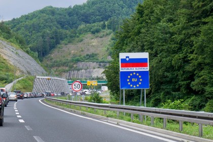 Словения съкрати на 10 дни срока на карантината след влизане в страната