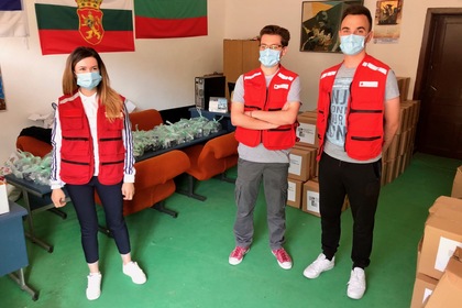 Генералното консулство в Ниш предаде първата част от хуманитарната помощ за община Бабушница