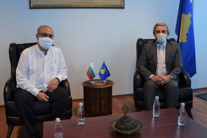 Посланик Гуджев се срещна с министъра на регионалното развитие на Косово Енис Керван