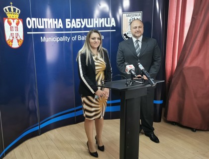 Генералният консул в Ниш Димитър Цанев се срещна с новоизбрания кмет на Бабушница Ивана Стойчич.