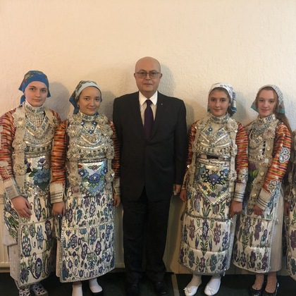 Посланик Христо Гуджев се срещна с българската общност в Косово