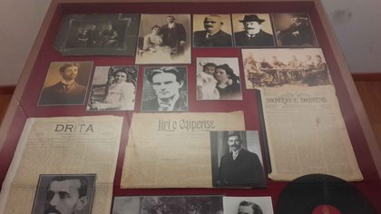 Закриване на изложбата „Графика – Посланик”