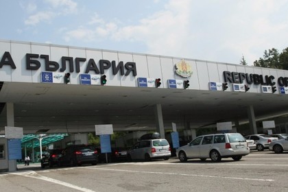 Гърция въвежда карантина и бърз тест за коронавирус  за пристигащите от 18 декември 2020 г.