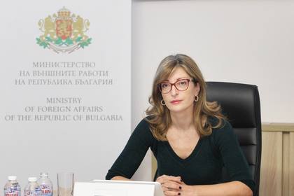 Време е правителството на Република Северна Македония да се откаже от манипулативната теза, че България оспорва правото на самоопределение и идентичността на гражданите на Република Северна Македония или правото им да наричат езика си както пожелаят