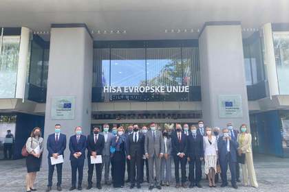 Udeležba veleposlanika Tcherveniakova na srečanjih s predsednikom in zunanjim ministrom Slovenije