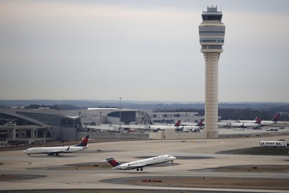 САЩ въвеждат задължителен тест за КОВИД-19 за всички пътници, пристигащи с въздушен транспорт