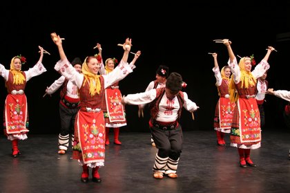 Първи български фолклорен фестивал в Канада