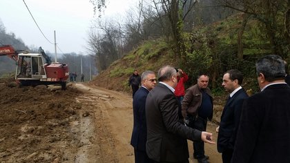 България възстановява път, разрушен вследствие на катастрофалните наводнения в община Зворник