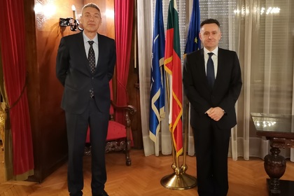 Посланик Петко Дойков се срещна с ръководителя на Военния офис за връзка на НАТО в Белград ген. Томазо Витале