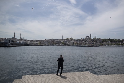 Турция започна поетапно разхлабване на мерките след пълния локдаун
