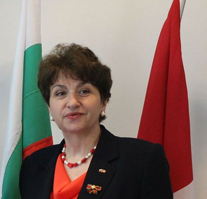 България в швейцарската преса - за българския посланик д-р Меглена Плугчиева