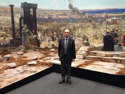 Българският посланик участва в откриването на юбилейната изложба на студио „Греков“