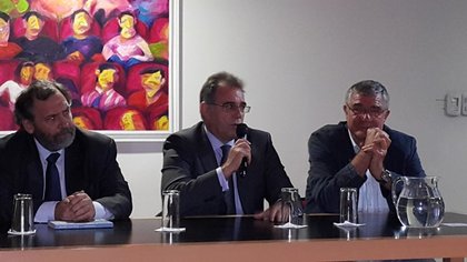 Участие на българското посолство в Буенос Айрес в презентацията на книгата на Христо Пимпирев „Дневници от Антарктика“