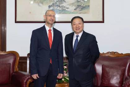 The Consul General of Bulgaria in Shanghai Mr. Vladislav Spasov met  the Deputy Director of Shanghai Foreign Affairs Office Mr. FU Jihong