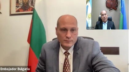 Разговор на посланик Михайлов с кмета на Лас Бреняс Виктор Омар Мачука в рамките на честванията на 100-годишнината на града