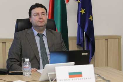 Future EU policies must help to bridge the gap between the Member States