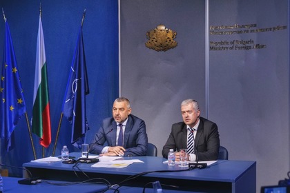The Ministry of Foreign Affairs expects a record number of polling stations abroad on July 11, 2021.
