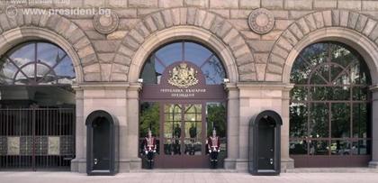 Президентът Румен Радев проведе телефонен разговор с арменския си колега Армен Саргсян