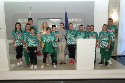 Children champions from the "Adapted Physical Activity" Federation visited the Ministry of Foreign Affairs