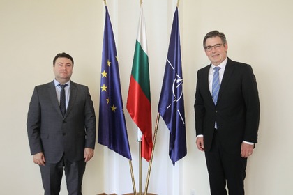 Deputy Minister Aleksandrov accepted copies of the credentials of the new Ambassador of the Netherlands