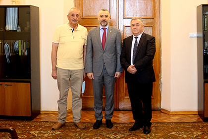 Среща между посланика на България и директора на Националната академия на науките на Армения