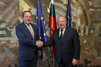 Minister Svetlan Stoev talks with EU Commissioner for Neighbourhood and Enlargement Olivér Várhely