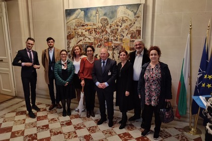 The Minister of Foreign Affairs Svetlan Stoev met in Paris with representatives of the Bulgarian communities and the Network of Electoral Volunteers in France
