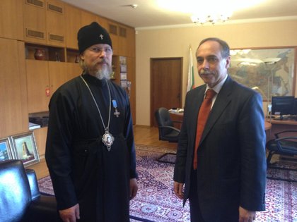 Среща на българския посланик за развитието на духовните отношения между България и Русия
