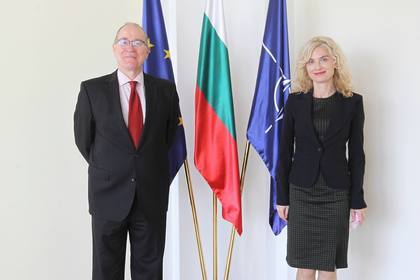 Deputy Minister Zaritsa Dinkova talks with the Ambassador of the Swiss Confederation Raimund Führer