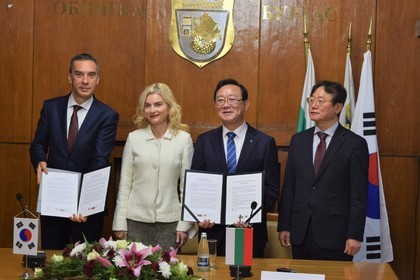 Deputy Minister Dinkova participated in the twinning ceremony between Burgas and the South Korean city of Ulsan