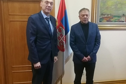 Посланик Петко Дойков проведе протоколна среща с министър Новица Тончев