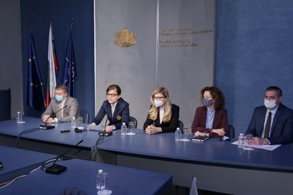  Външният министър представи актуални теми от международния дневен ред