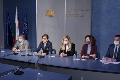 The Foreign Minister Presented Current Topics on the International Agenda