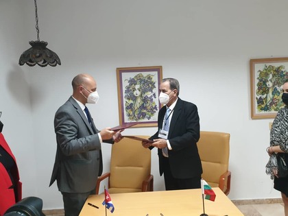 Посланик Тодор Кънчевски  подписа споразумение за сътрудничество в областта на висшето образование