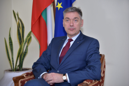 Посланик Петко Дойков пред списание "Diplomacy and Commerce"