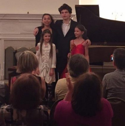 Концерт на възпитаници на Националното музикално училище „Любомир Пипков“ в българското посолство във Вашингтон