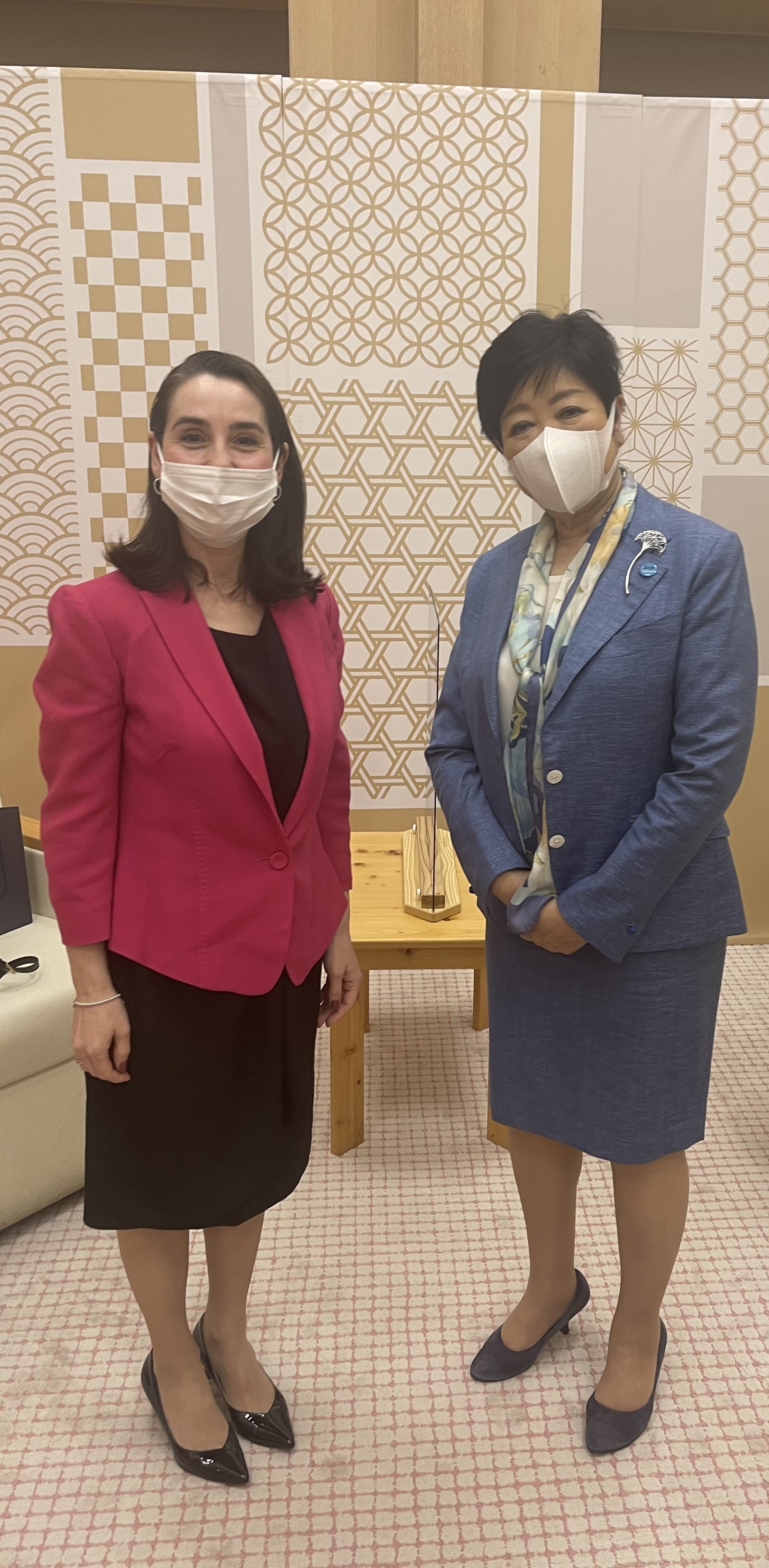 小池 百合子 国籍
