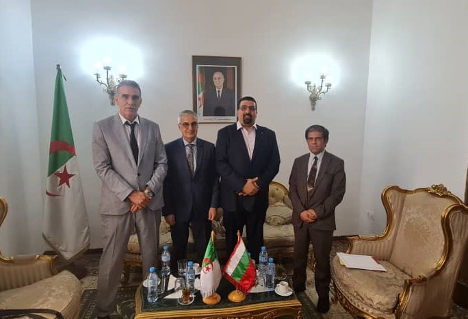 Посланик Румен Петров проведе работна среща с председателя на Алжирската търговско-промишлена палата (АТПП) д-р Таейб Шабаб