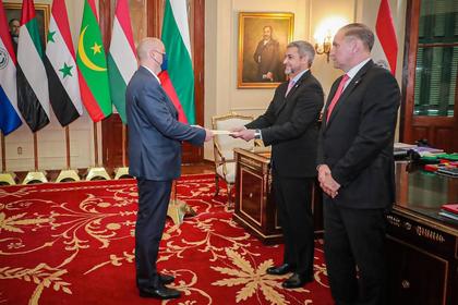 Посланикът на България връчи акредитивните си писма на Президента на Република Парагвай