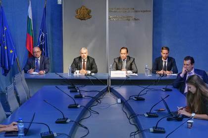 Deputy Minister Kodzhabashev gave an overview of current topical issues related to the work of the Ministry of Foreign Affairs during a regular briefing