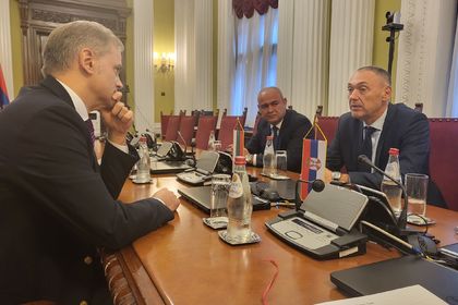 Посланик Петко Дойков проведе среща с г-н Борислав Стефанович, председател на комитета по външна политика на парламента на Република Сърбия