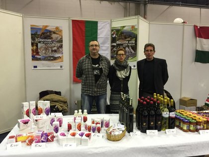 Ежегоден благотворителен Коледен базар