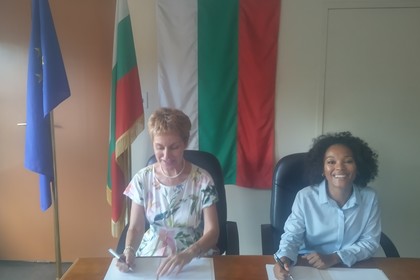 Споразумение за предоставяне на безвъзмездно финасиране по линия на българската официална помощ за развитие с представител на неправителствена организация “Canon Collins Trust“