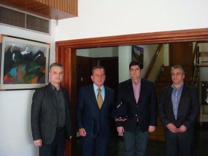 Посолството бе отличено с почетен плакет на Министерството на правосъдието