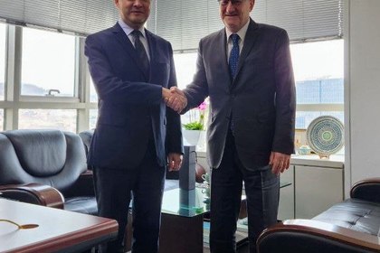 Среща на посланик П. Драганов с Чой Техо, генерален директор на “Бюрото по европейски въпроси“ в МВнР на Република Корея
