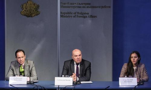 Министър Николай Милков очерта приоритетите на българската външна политика на пресконференция за медиите
